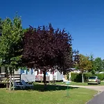 La Belle Etoile Campsite Melun